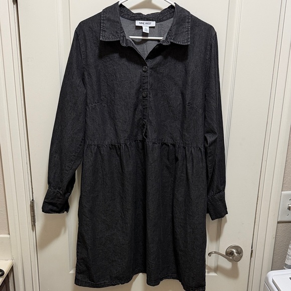 Nine West Dresses & Skirts - Nine West Black Long-Sleeve Button-Front Shirt Dress